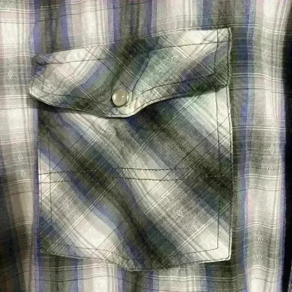 Gotcha Men’s long sleeve plaid  shirt with White Pearl Snap Button Long Sleeve - Picture 2 of 5